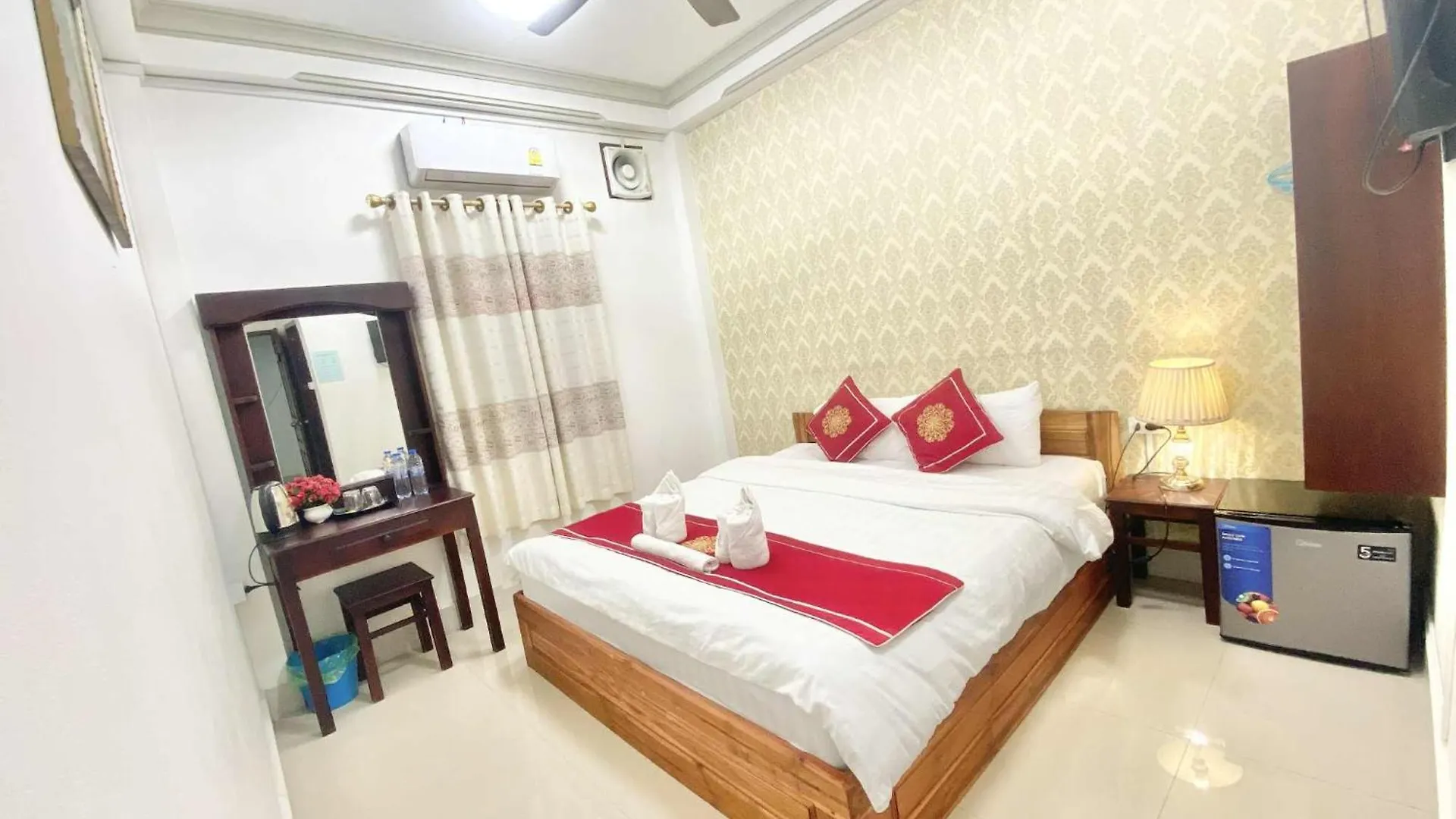 بيت ضيافة Luangprabang Villa Suan Keo Two لاوس