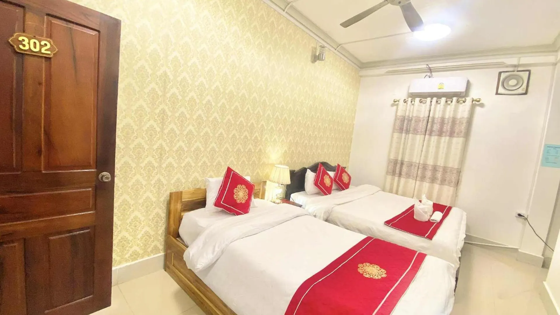 Luangprabang Villa Suan Keo Two لاوس